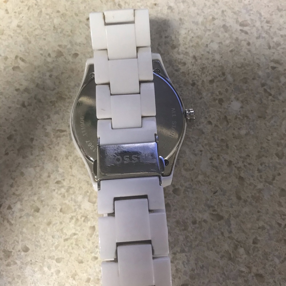 White fossil watch - Picture 3 of 3